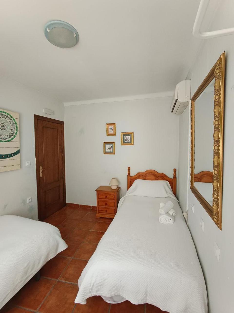 Hostal R-Conecta Cuevas De San Marcos ภายนอก รูปภาพ
